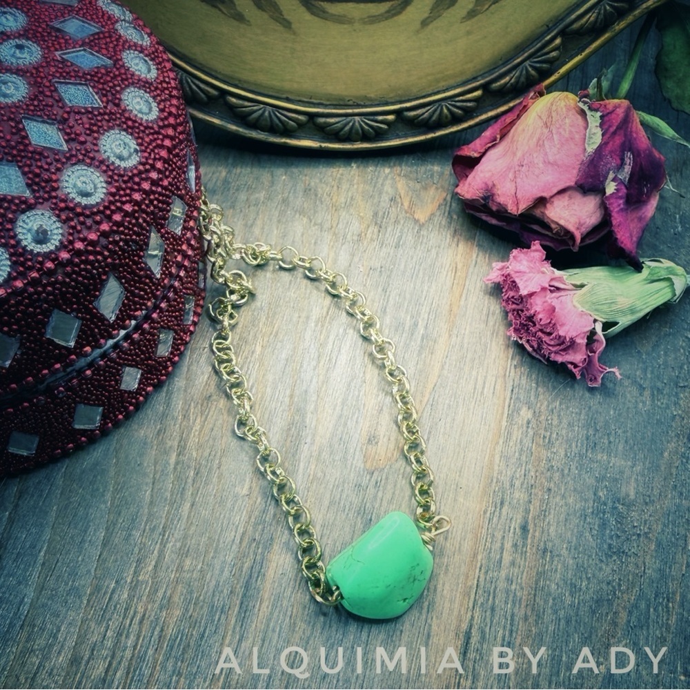 Chunky Turquoise Oracle — Gold Chain Companion Necklace + APPLE GREEN